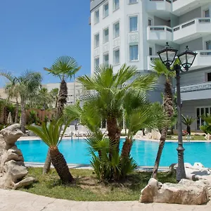 **** Hotell Dyrrah Albanien